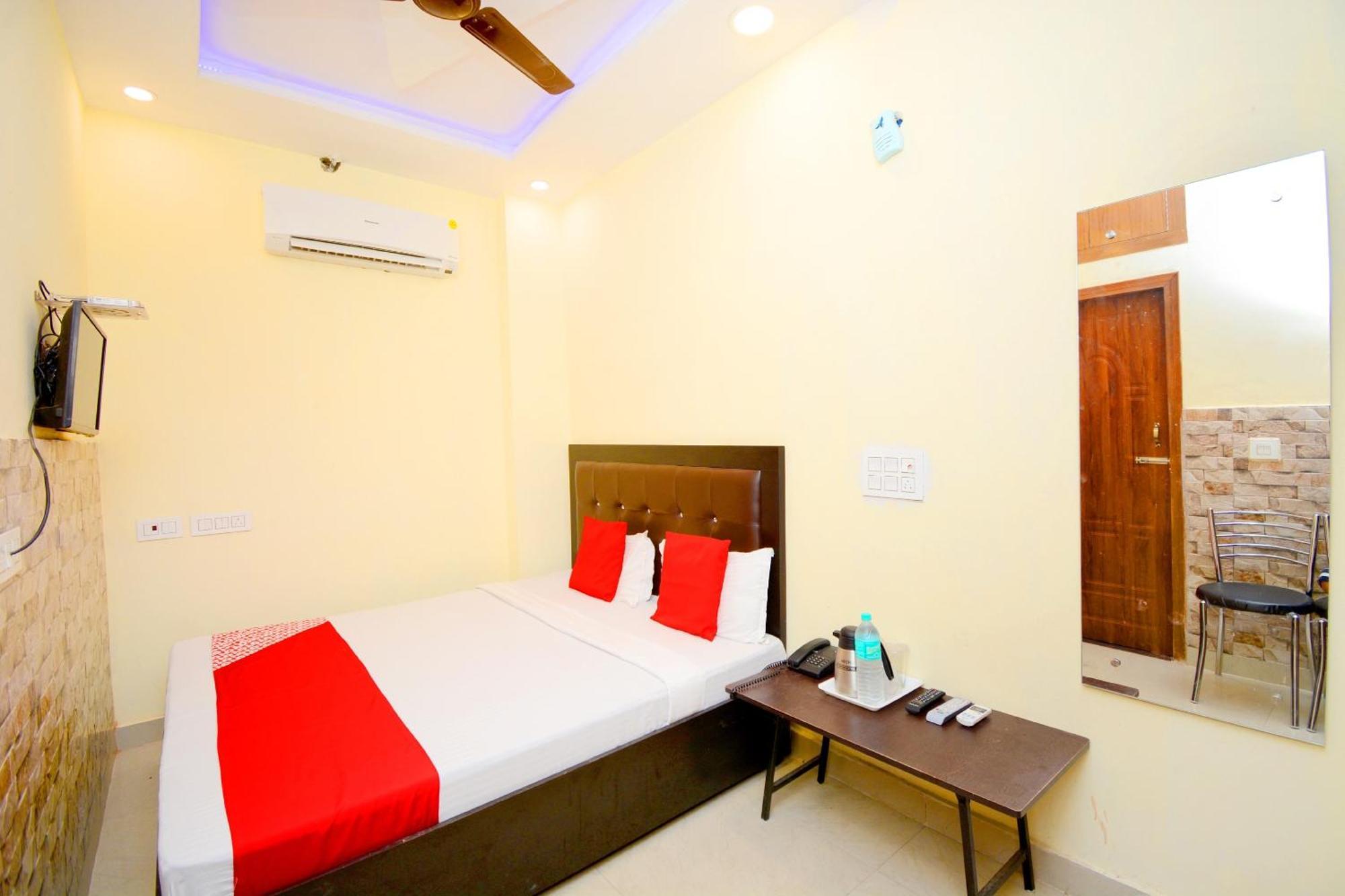 Oyo Flagship 38733 The Sai Palace Panchkula Extérieur photo
